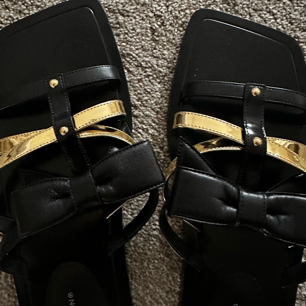 Louis Vuitton sandals -Noir